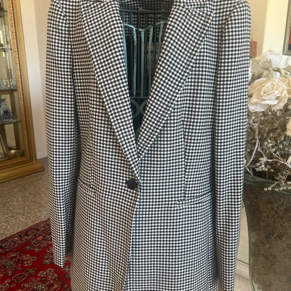 Alice + Olivia Black and White Checkered Blazer
